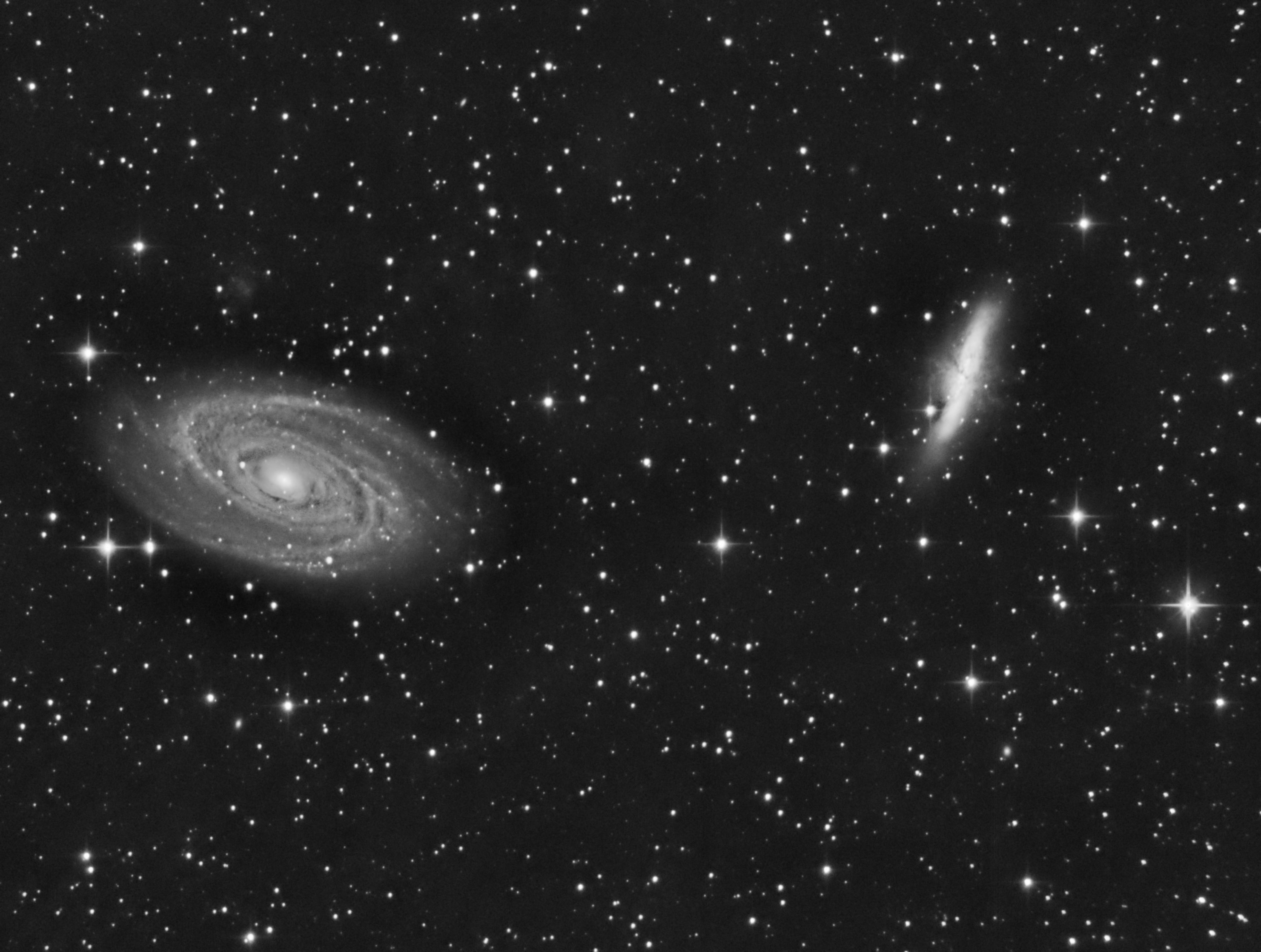 Luminance_DBE_Deconvolution_NR_Reduction_Etoiles_Details_Bas+Haut.jpg
