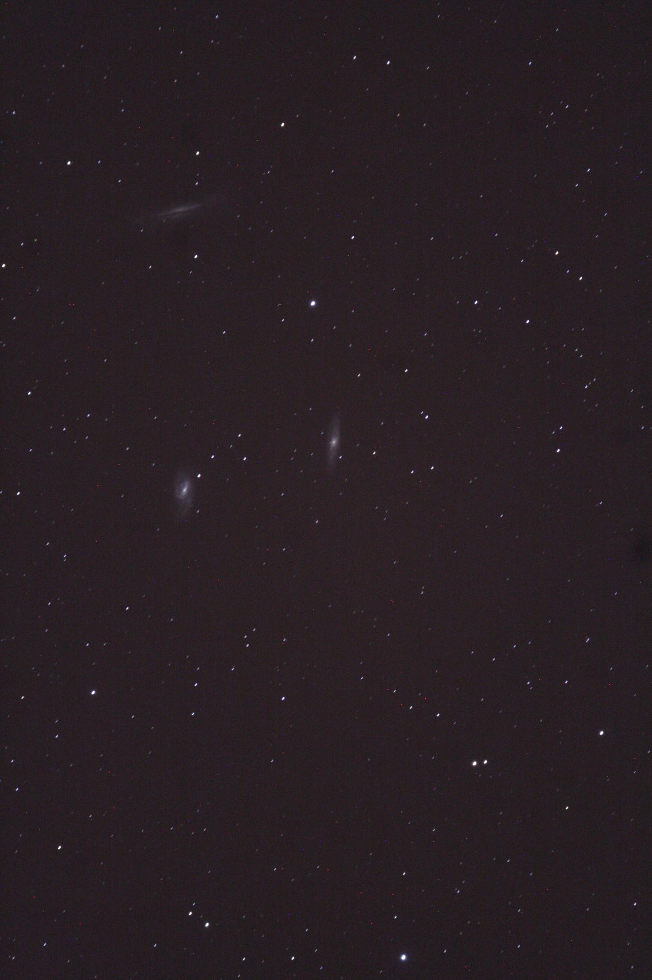 IMG_3045ic_M65+66+ngc 3628 (triplet du lion).jpg